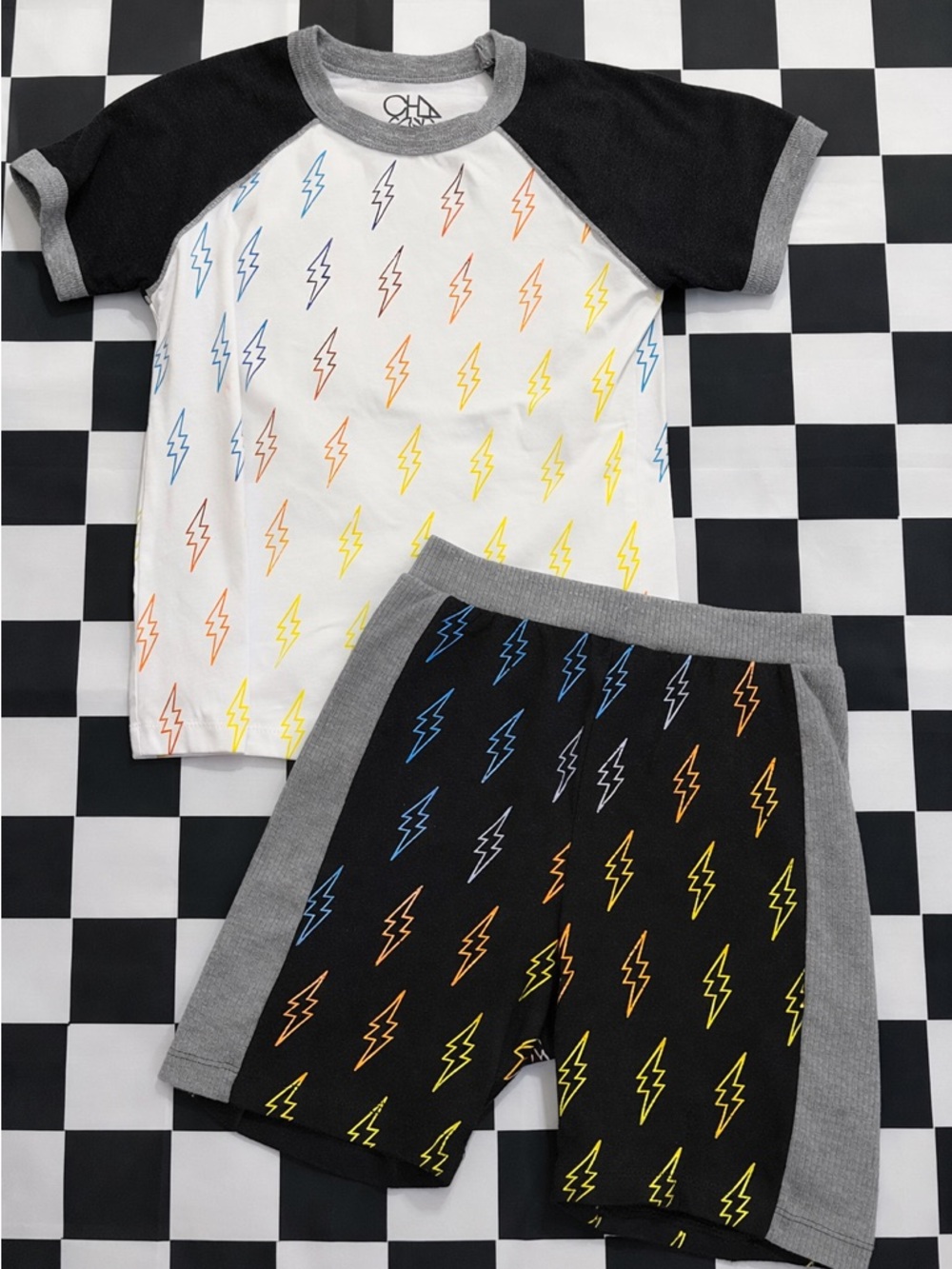 Chaser Kids Boys Colorful Lightning Bolt Tee & Shorts Set - Black, White, Gray 7